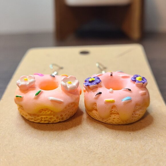 Handmade Donut Earrings Pink Flower Dangle Drop Fun Foodie Cute Earrings NEW - Picture 3 of 6